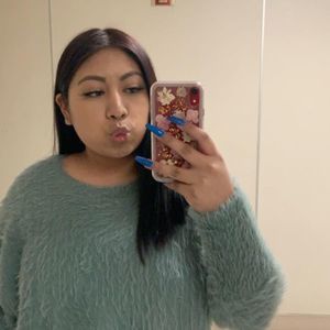 Meet your Posher, Jasmine